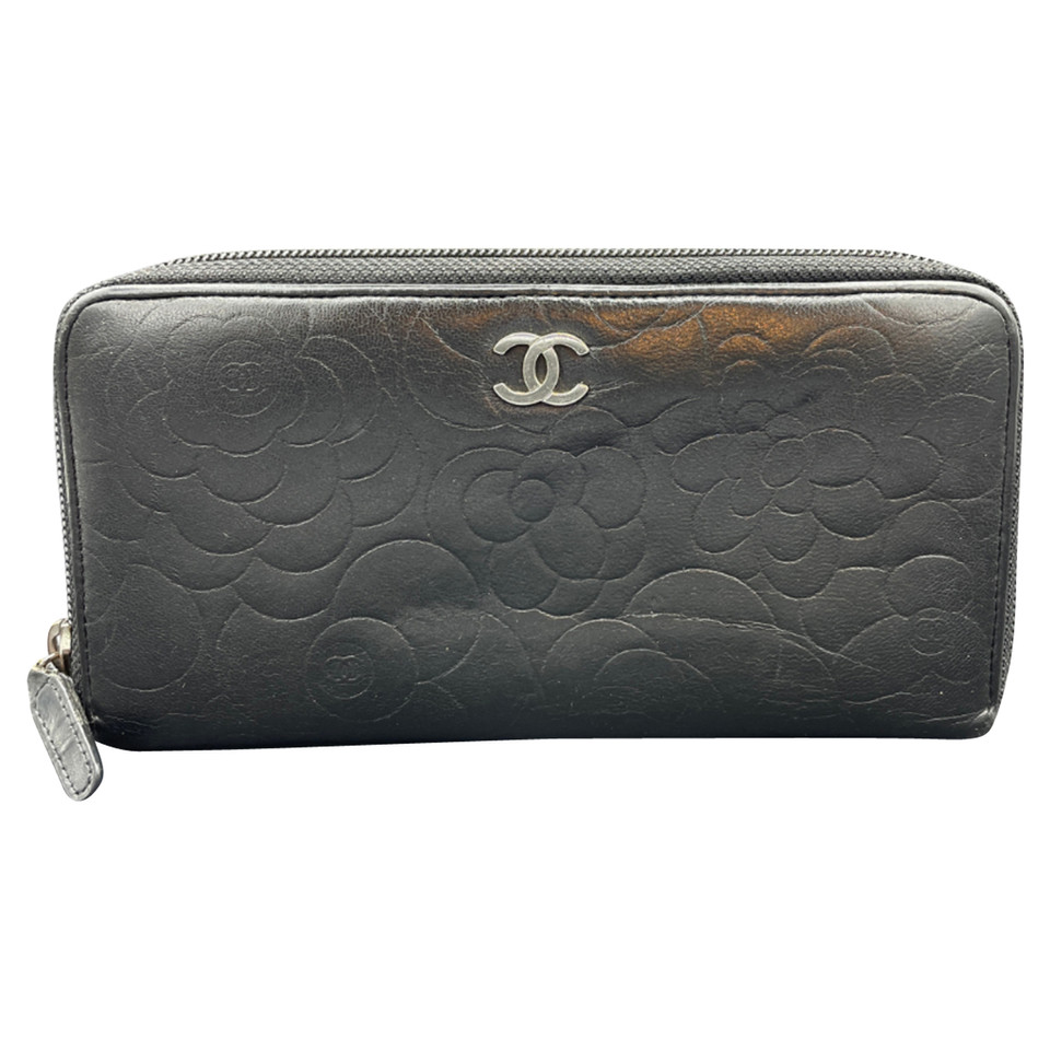 Chanel Bag/Purse Leather in Black