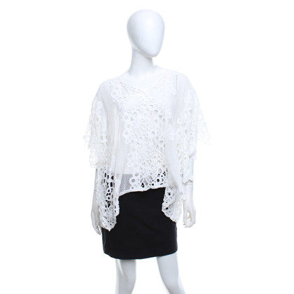 Valerie Khalfon  Tunic made of lace