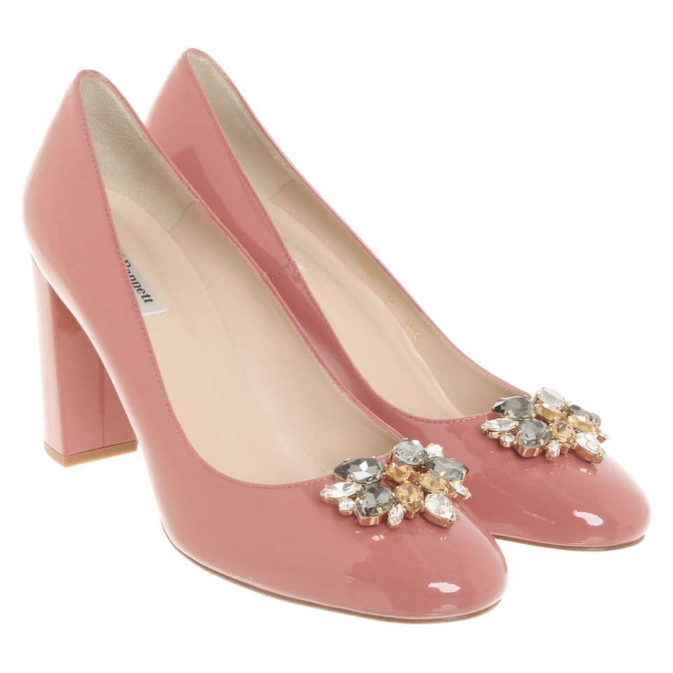 L.K. Bennett Pumps/Peeptoes aus Lackleder in Rosa / Pink