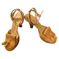 Burberry Sandals Patent leather in Nude
