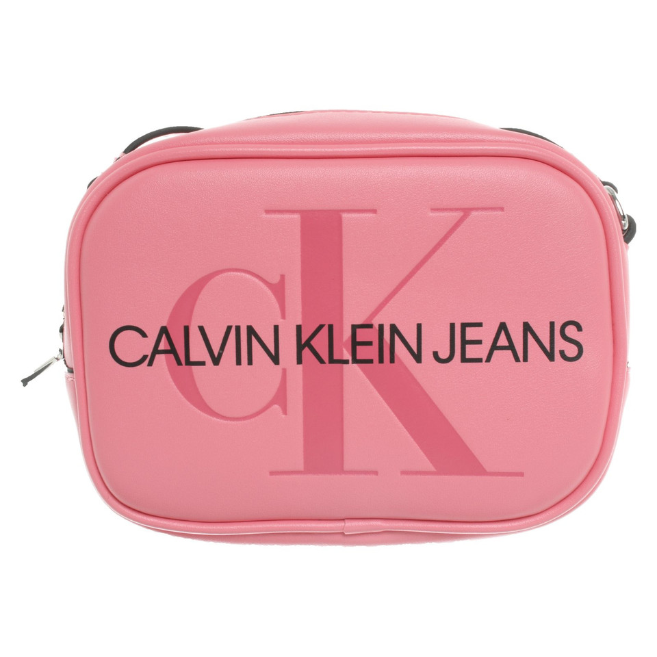 Calvin Klein Jeans Sac à bandoulière en Rose/pink