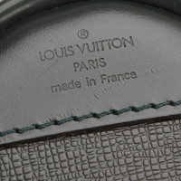 Louis Vuitton Taiga Satellite 53