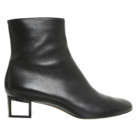 Salvatore Ferragamo Ankle boots Leather in Black