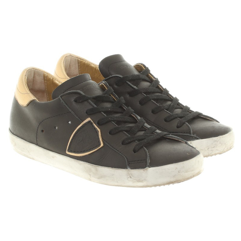 Philippe Model Sneakers in black / gold