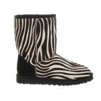 Ugg Australia Ankle boots in black / white
