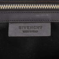 Givenchy Cuir clutch