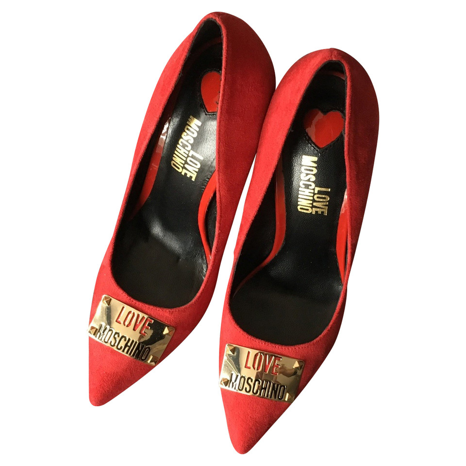 Moschino Love pumps in rosso