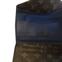 Louis Vuitton Kartenetui aus Monogram Canvas