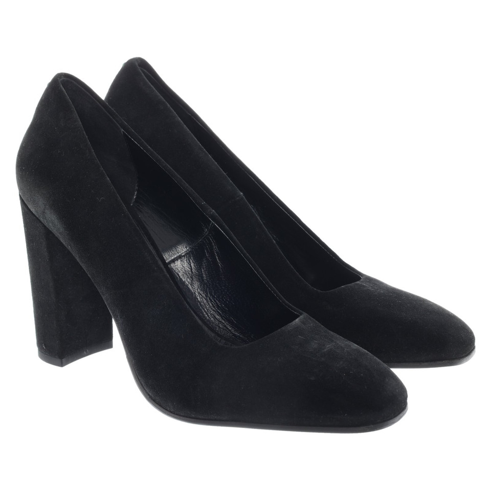 Aeyde Pumps/Peeptoes Leather in Black