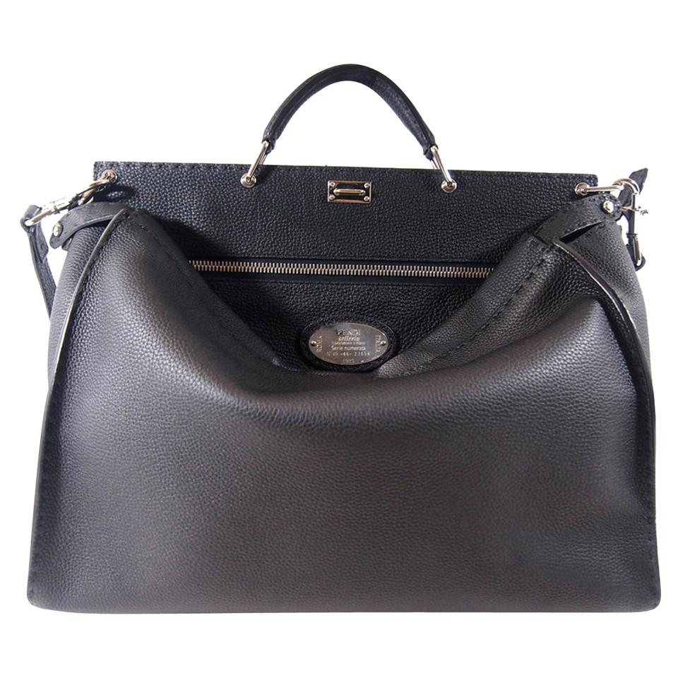 Fendi Peekaboo Bag Leer in Zwart