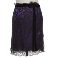Dolce & Gabbana Violetter Rock mit schwarzer Spitze