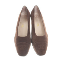 Chanel pumps in Brown