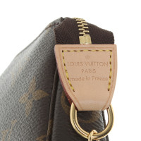 Louis Vuitton Bag with monogram pattern