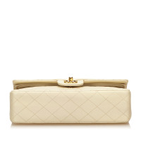 Chanel Mademoiselle Leer in Beige