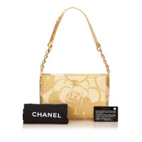 Chanel "Camelia Straw Schouder Bag"