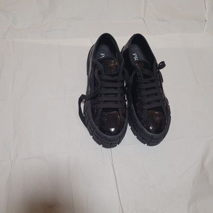 Prada Sneakers in Zwart