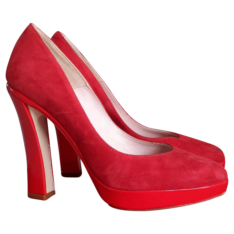 Paco Gil Rote Pumps