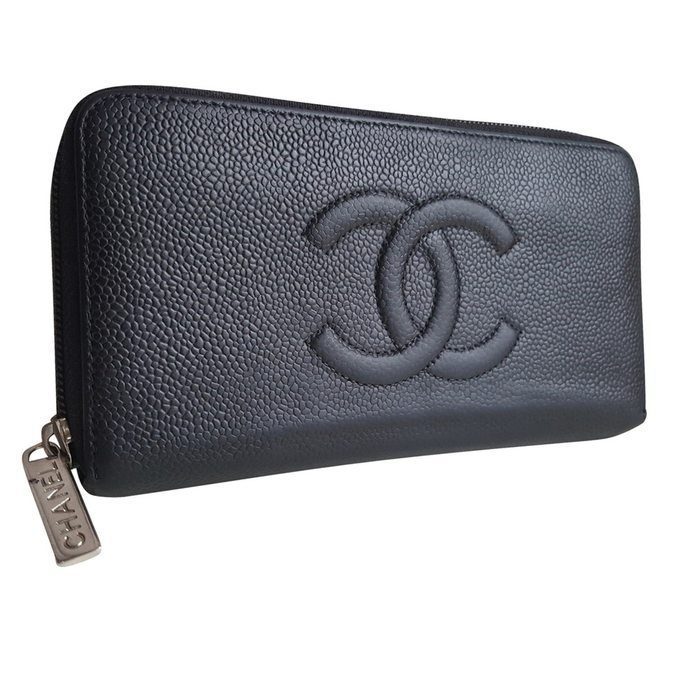 Chanel Chanel caviar wallet