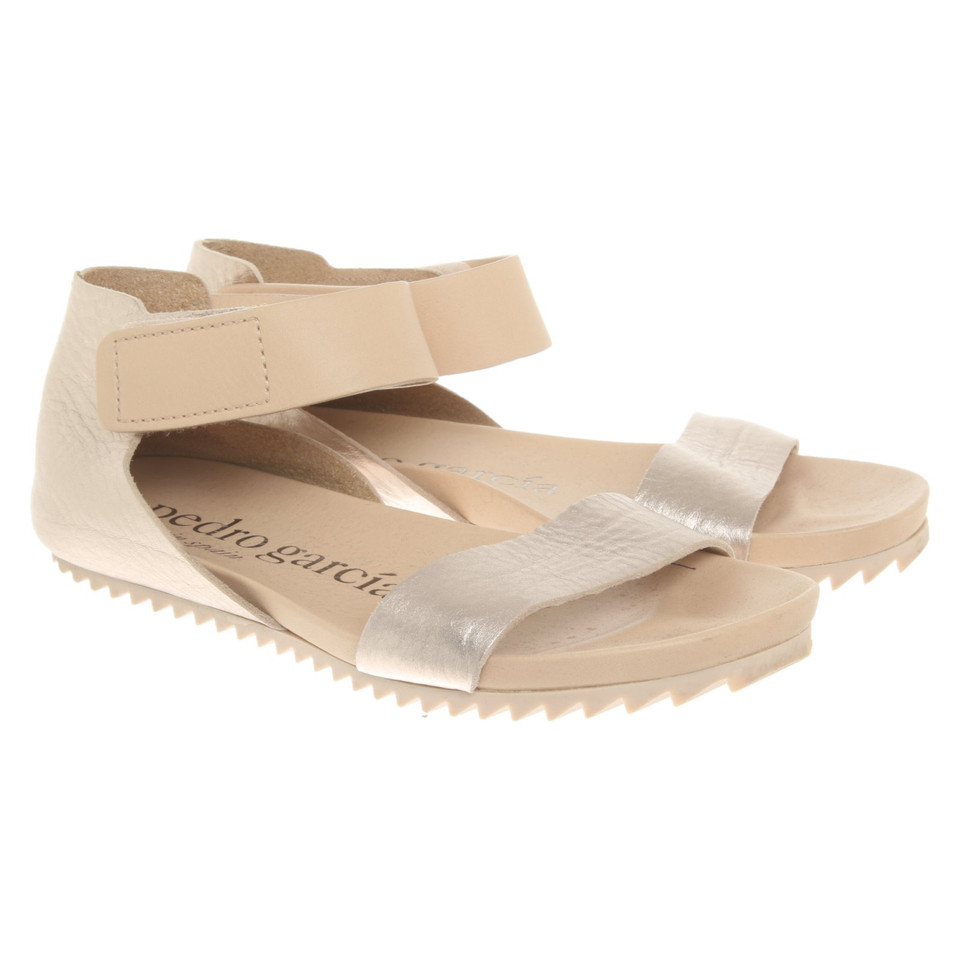 Pedro Garcia Slipper/Ballerinas aus Leder in Nude