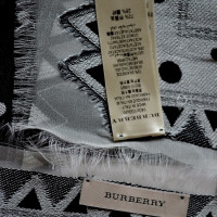 Burberry Two-colored XXL cloth