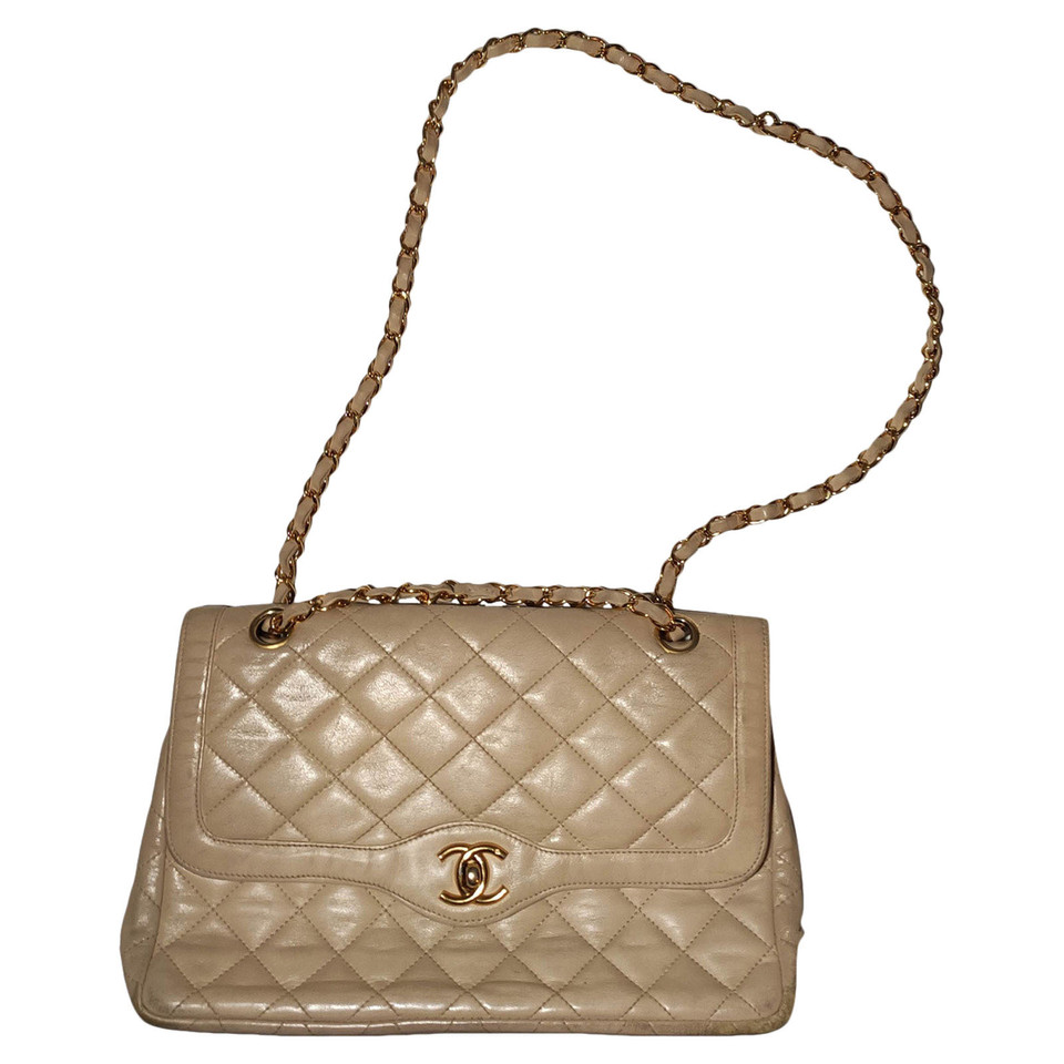 Chanel Flap Bag Leather in Cream