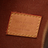 Louis Vuitton Pochette Métis 25 Canvas in Brown