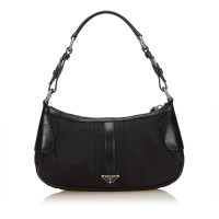 Prada Schultertasche aus Nylon