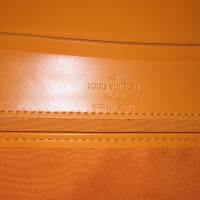 Louis Vuitton Pochette aus Leder in Orange