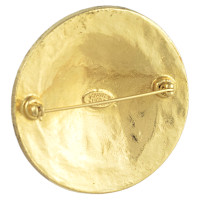 Chanel Broche couleur or avec logo