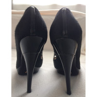 Armani Peep-toes with patent leather bow