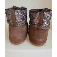 Ikkii Brown boots with sequins