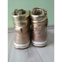 Michael Kors High Top Sneakers