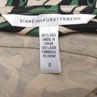 Diane Von Furstenberg Enveloppez robe avec motif graphique