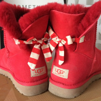 Ugg Australia Boots in Red