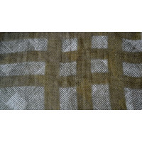 Burberry Cashmere scarf with linen content