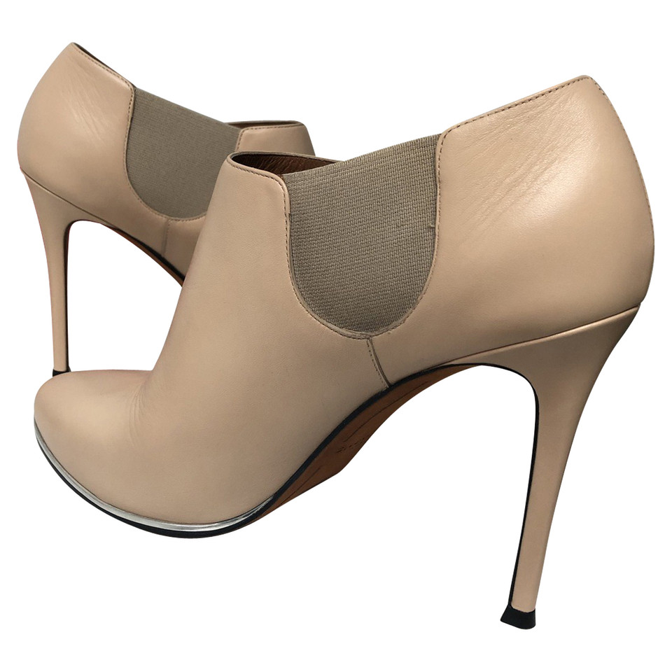 Givenchy Ankle boots in nude