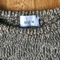 Allude trui