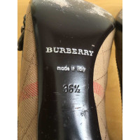 Burberry pumps