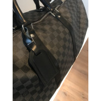 Louis Vuitton Keepall 55 in Tela in Nero