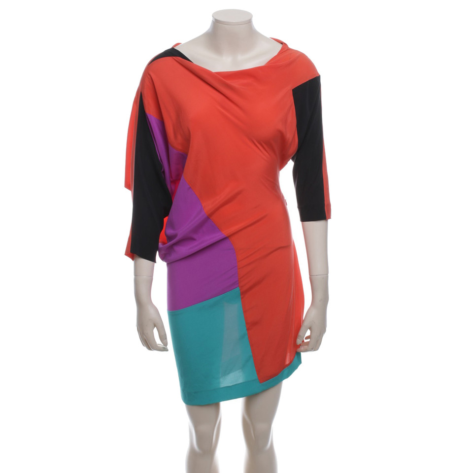 Etro robe de soie colorée