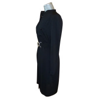 Versace Schwarzes Kleid mit Gürtel 