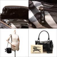 Burberry Lackleder-Handtasche
