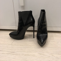 Yves Saint Laurent Tronchetto talons verni noir 15cm