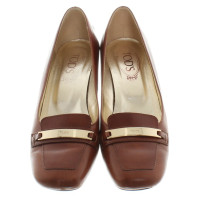 Tod's Leather pumps in Brown