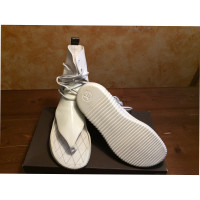 Louis Vuitton flip Flops