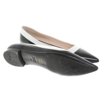 Prada Ballerinas in black / white