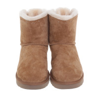 Ugg Boots in light brown
