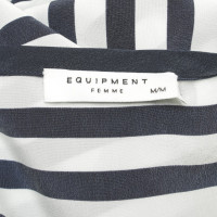 Equipment Blouse shirt in blauw / wit