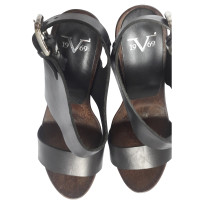 Versace Sandaletten aus Leder