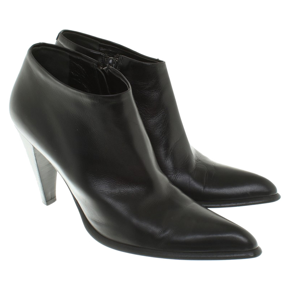 Max Mara Ankle Boots in Schwarz